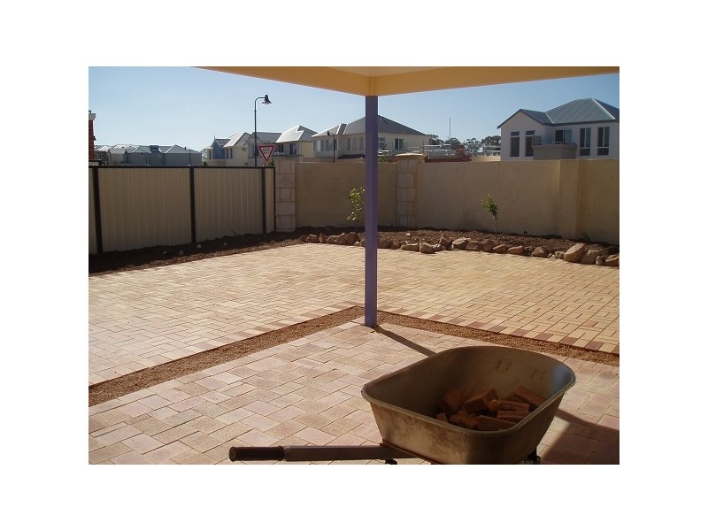 25 Santa Clara Crescent, Clarkson WA 6030