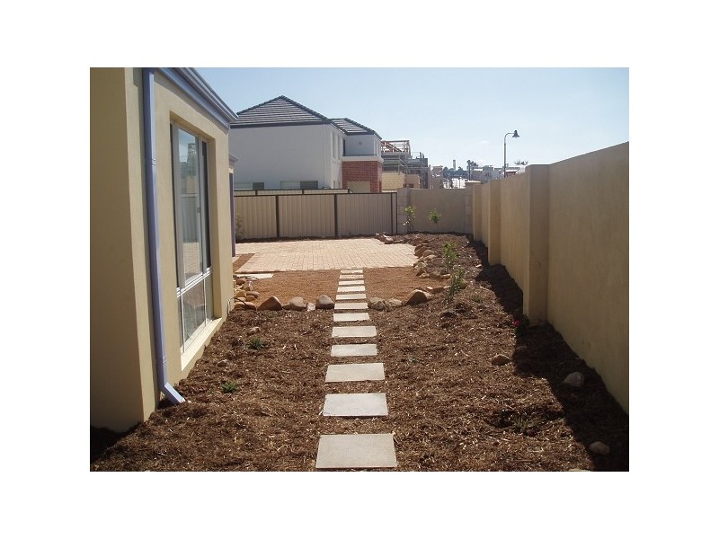 25 Santa Clara Crescent, Clarkson WA 6030