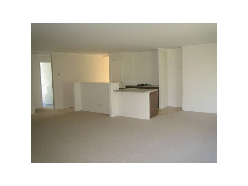 15 Grand Paradiso Parade, Merriwa WA 6030