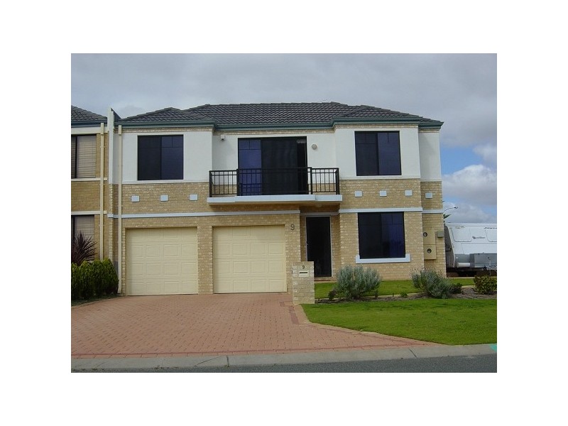 9 Longbeach Promenade, Mindarie WA 6030