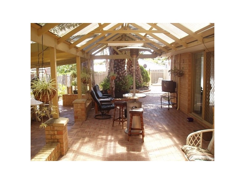 21 Serpentine Gardens, Clarkson WA 6030