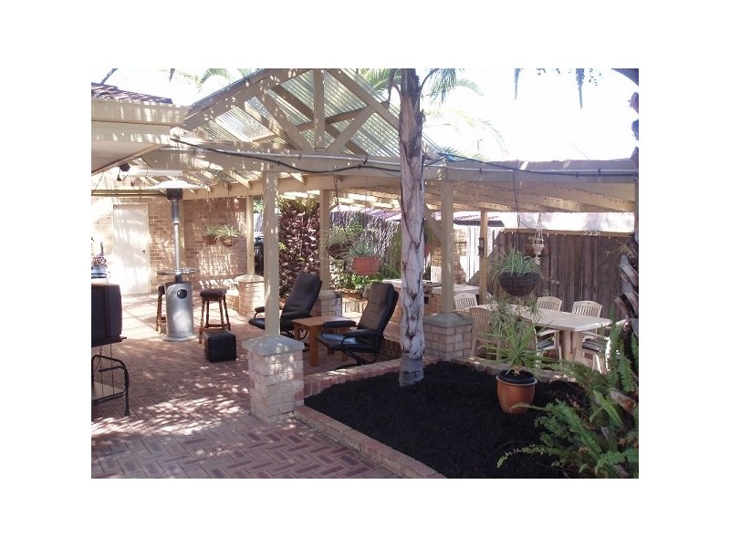 21 Serpentine Gardens, Clarkson WA 6030