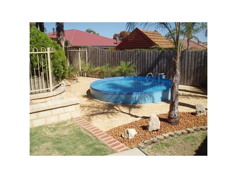 21 Serpentine Gardens, Clarkson WA 6030