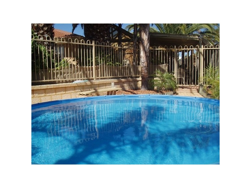 21 Serpentine Gardens, Clarkson WA 6030