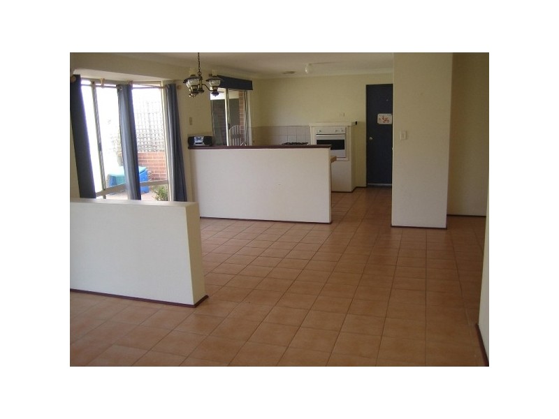 5 Badcoe Ally, Clarkson WA 6030