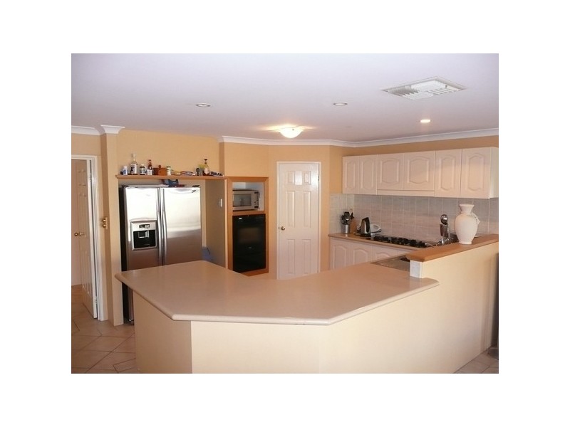 15 Berrington Pass, Quinns Rocks WA 6030