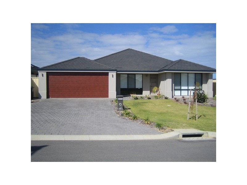8 Utica Terrace, Clarkson WA 6030