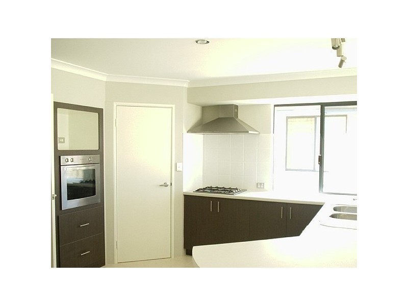 8 Utica Terrace, Clarkson WA 6030