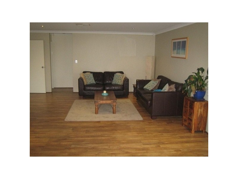 145 Santa Barbara Parade, Quinns Rocks WA 6030