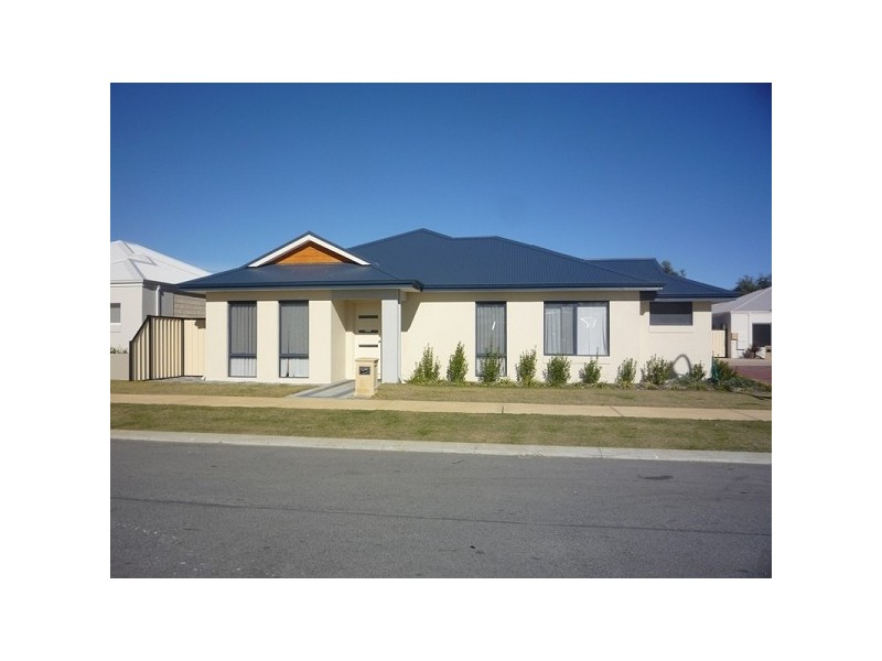 27 Oakpark Green, Clarkson WA 6030