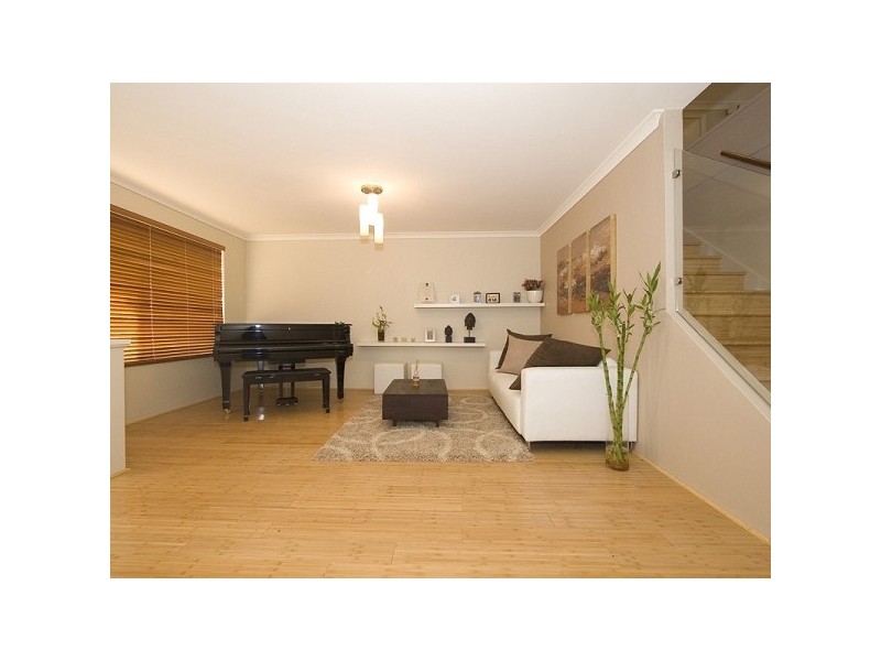 10 Belize Way, Mindarie WA 6030