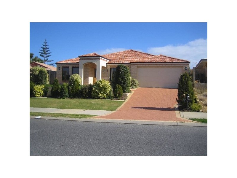 12 Rio Marina Way, Mindarie WA 6030