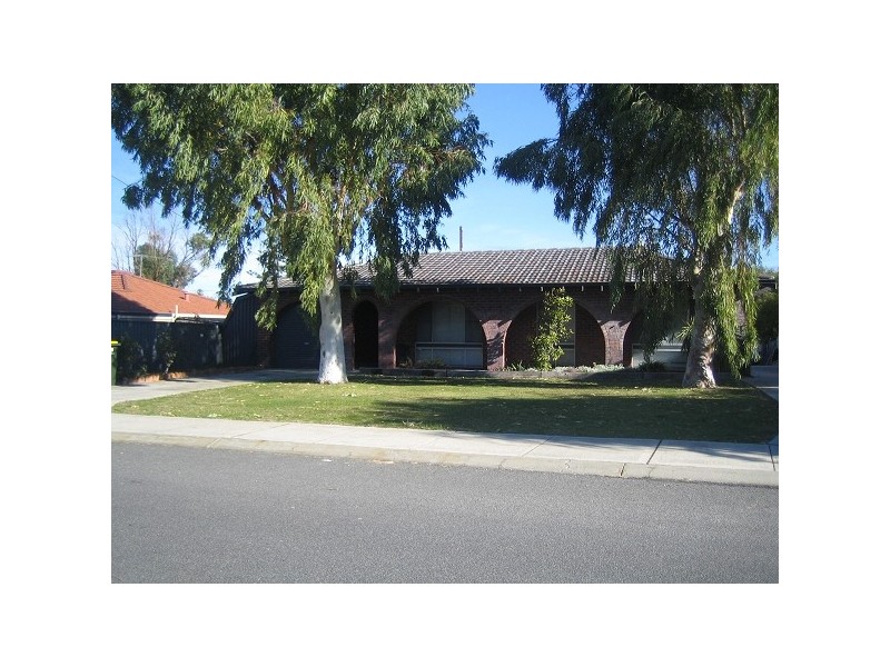 108 Whitfield Drive, Two Rocks WA 6037