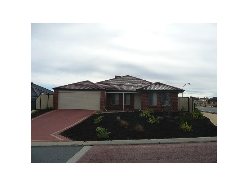 2 Ridglea Link, Clarkson WA 6030