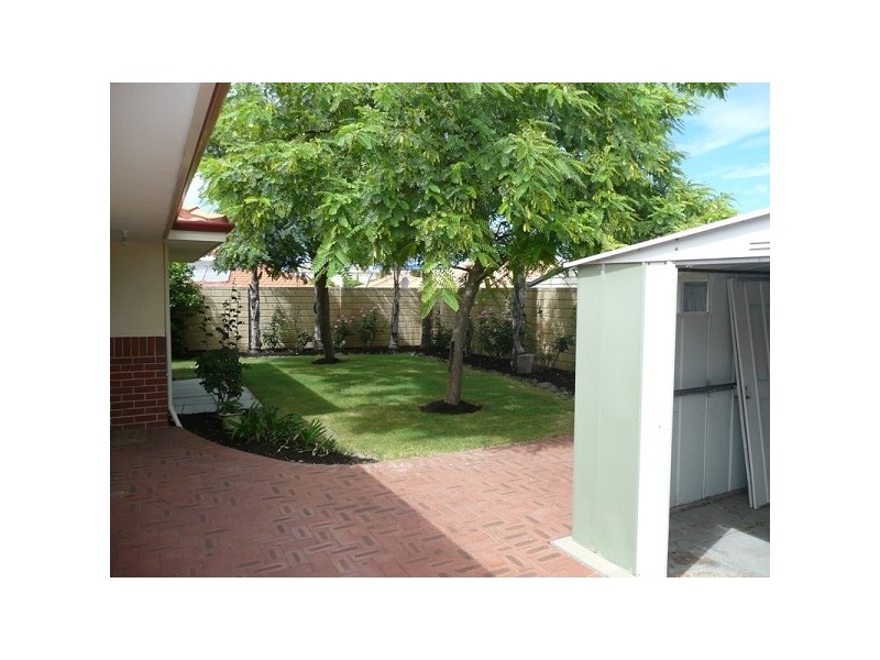 60 Fowey Loop, Mindarie WA 6030