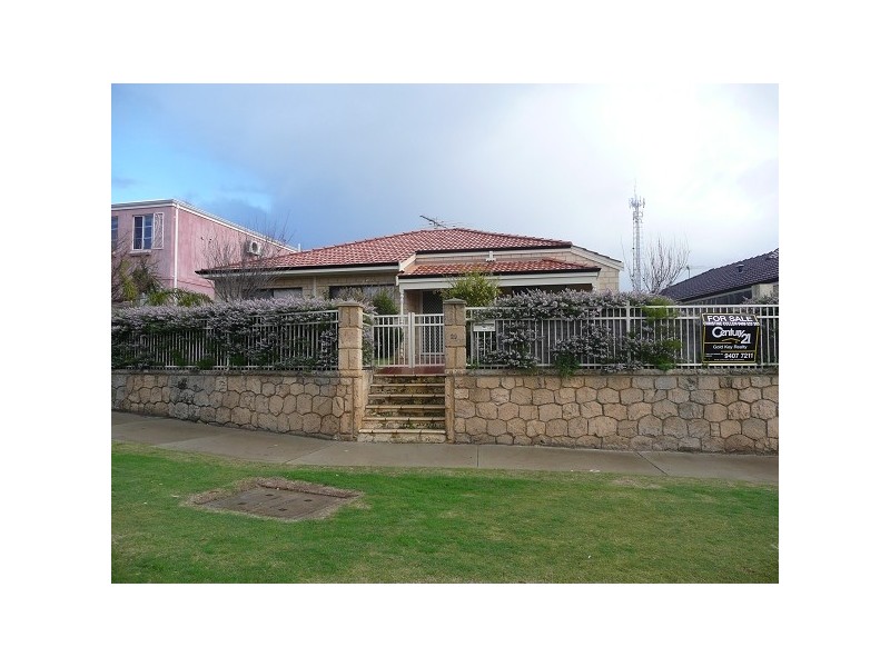 29 Grand Bank Parkway, Mindarie WA 6030