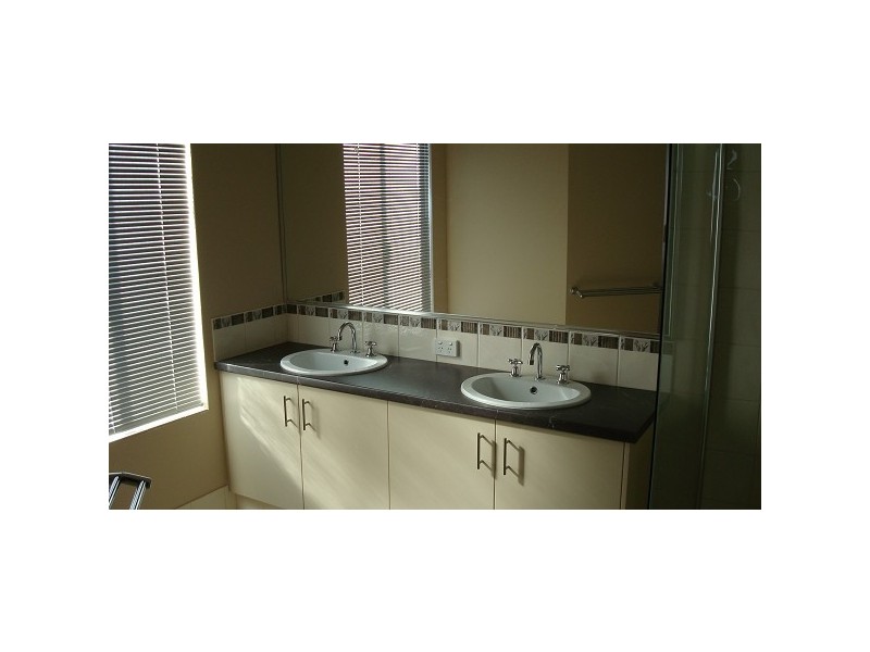 5 Polglase Fairway, Clarkson WA 6030