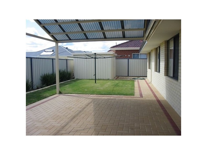 44 Narrien Loop, Hocking WA 6065