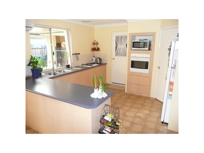 17 Durrington Glade, Clarkson WA 6030