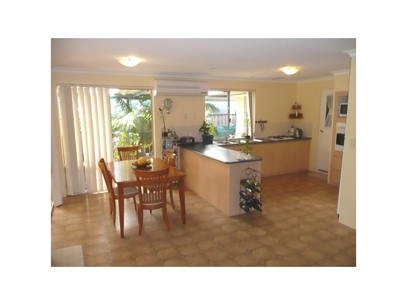 17 Durrington Glade, Clarkson WA 6030