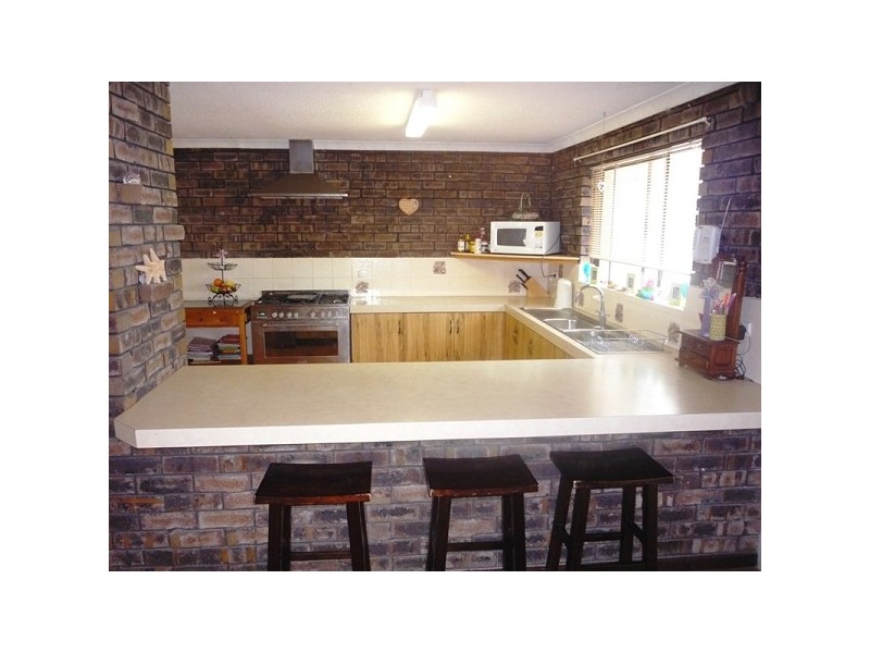 4 Wilson Place, Two Rocks WA 6037