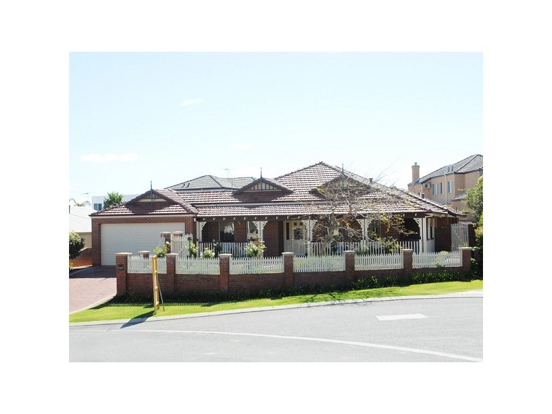 27 Tees Court, Mindarie WA 6030