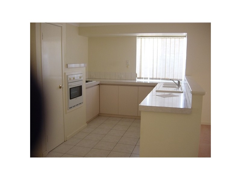 25 Gardiner Heights, Kinross WA 6028