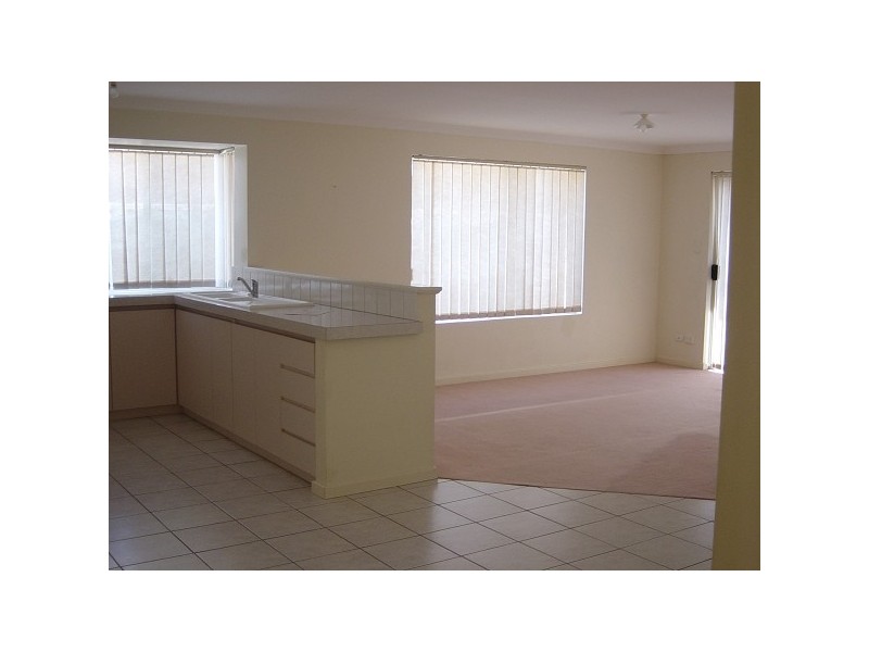 25 Gardiner Heights, Kinross WA 6028