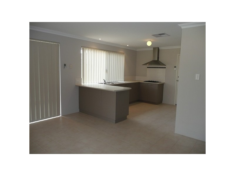 88 Shepperton Drive, Butler WA 6036