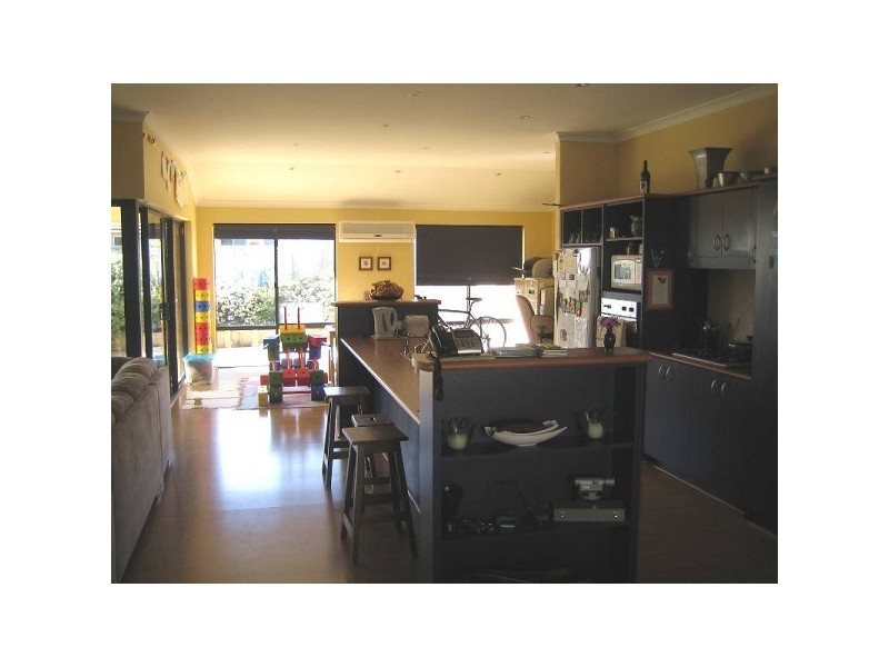 3 Berrington Pass, Quinns Rocks WA 6030