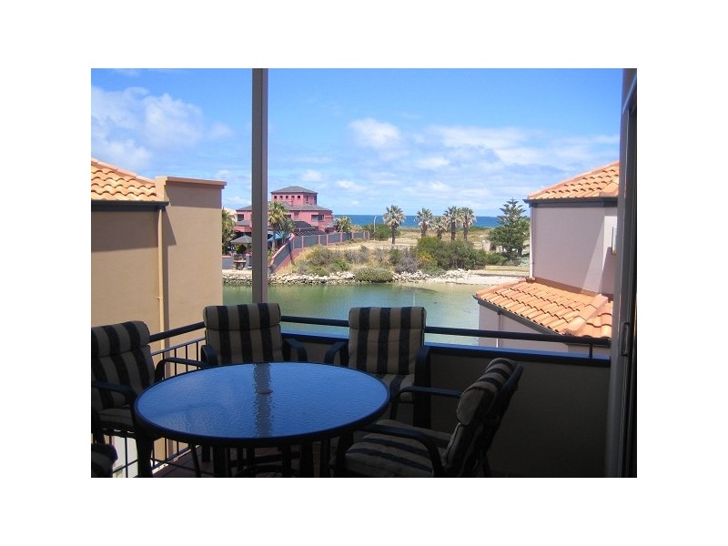3/19 Rosslare Prom, Mindarie WA 6030