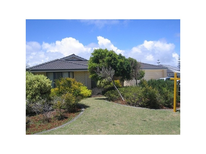 4 Lambasa Way, Mindarie WA 6030