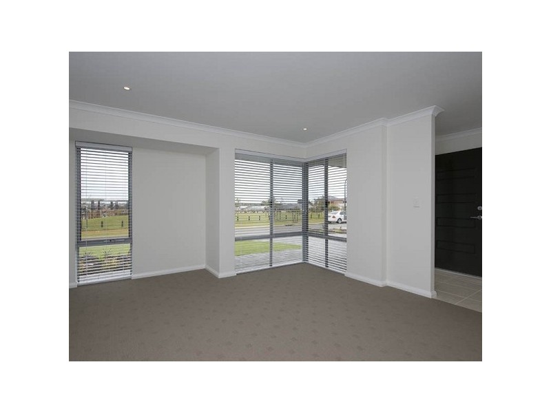 12 Chattanooga Vista, Clarkson WA 6030