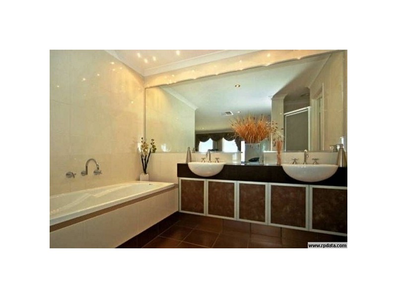 44 Brampton Ave, Butler WA 6036