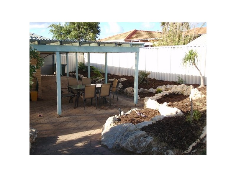 18 Huon Place, Merriwa WA 6030
