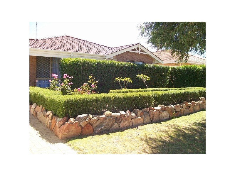 9 Daintree Circuit, Merriwa WA 6030