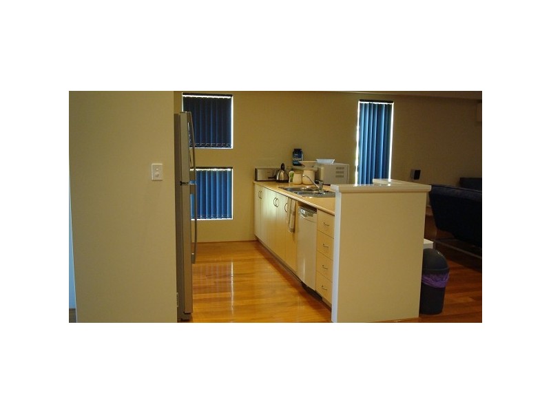 17 Alston Way, Butler WA 6036