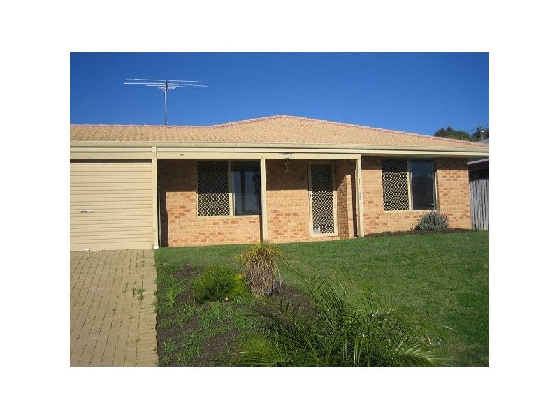 8 Badja Place, Merriwa WA 6030