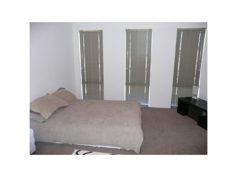 19 Spring Hill, Tapping WA 6065