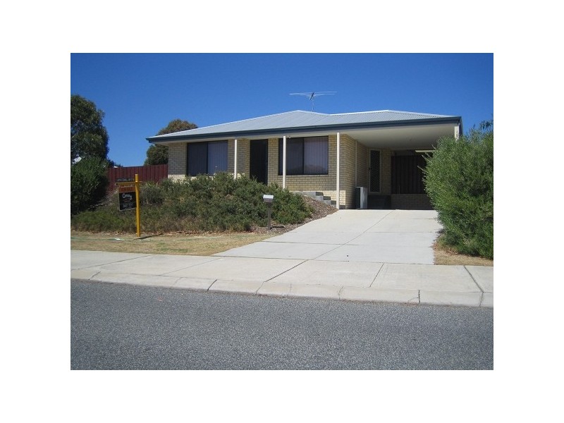 95 St Barnabas Blvd, Quinns Rocks WA 6030