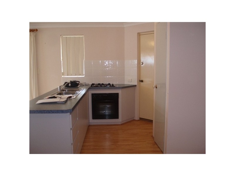 95 St Barnabas Blvd, Quinns Rocks WA 6030