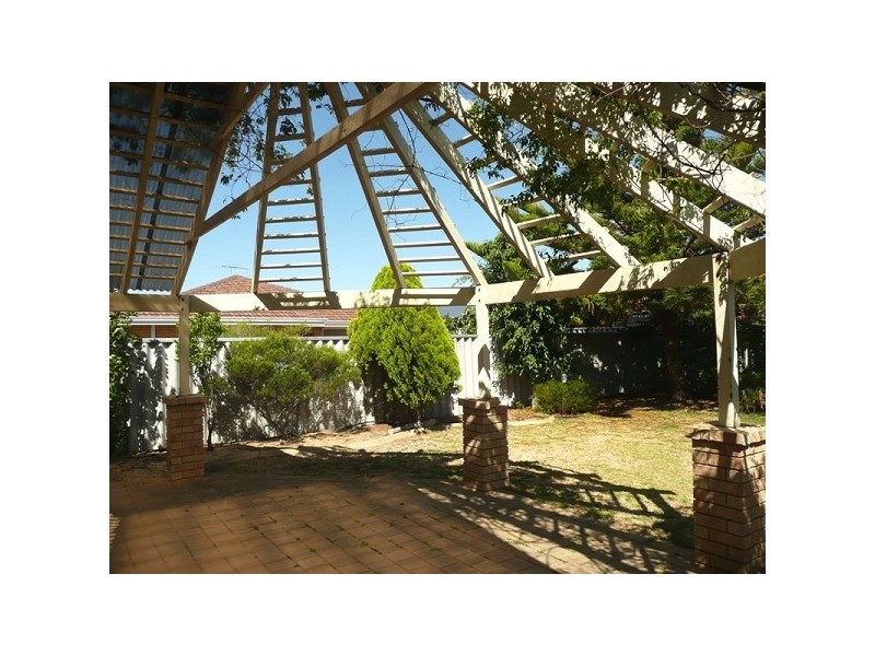 5 Sunvest Place, Merriwa WA 6030