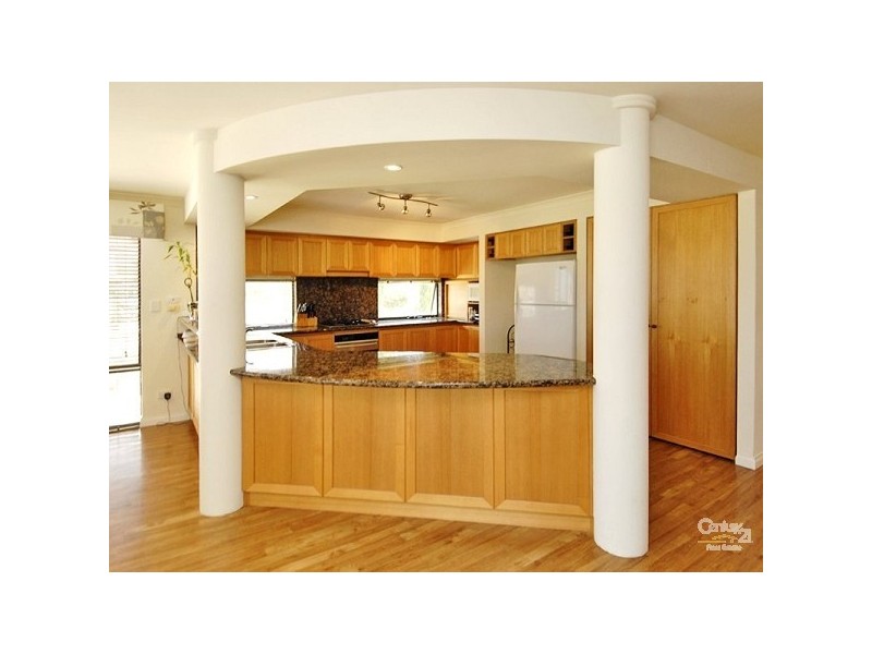 2 Kings Lynn Rise, Mindarie WA 6030