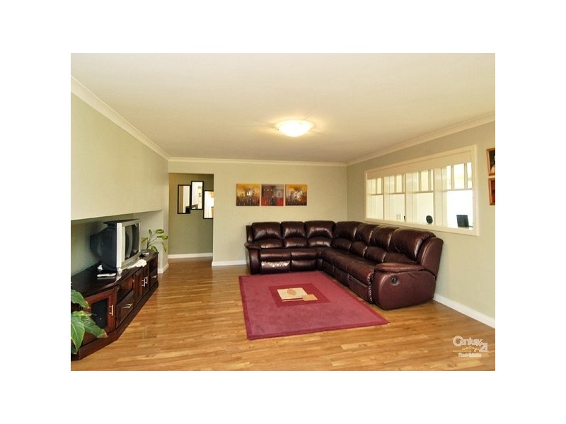 2 Kings Lynn Rise, Mindarie WA 6030