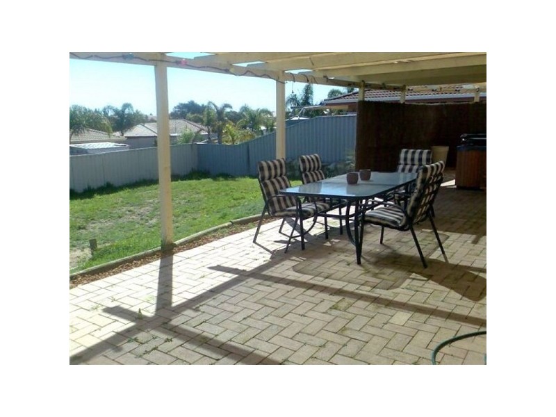 35 Hyland Cresent, Clarkson WA 6030