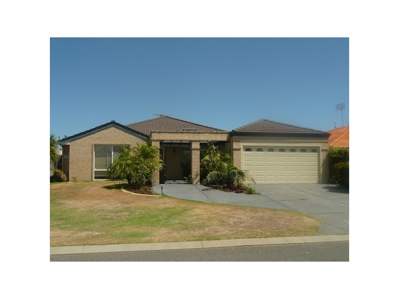 17 Midland Elbow, Mindarie WA 6030