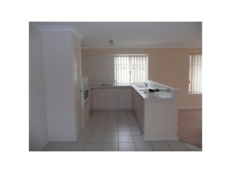 25 Gardiner Heights, Kinross WA 6028