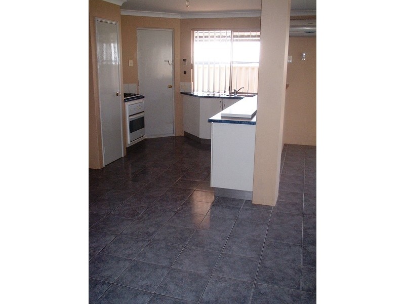 121 St Barnabas Boulevard, Quinns Rocks WA 6030