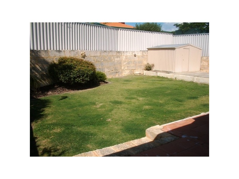 121 St Barnabas Boulevard, Quinns Rocks WA 6030