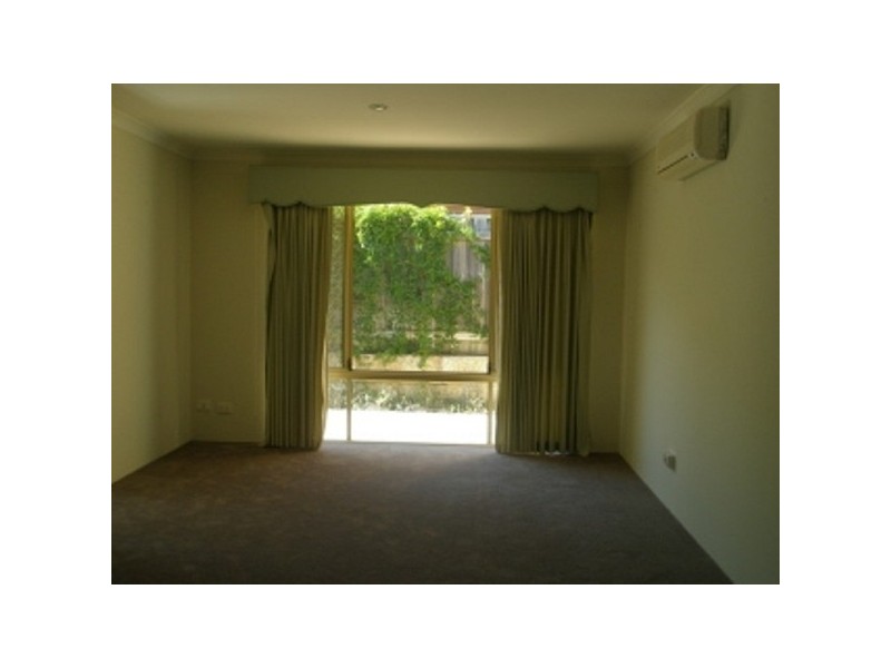 12 Clovelly Mews, Mindarie WA 6030